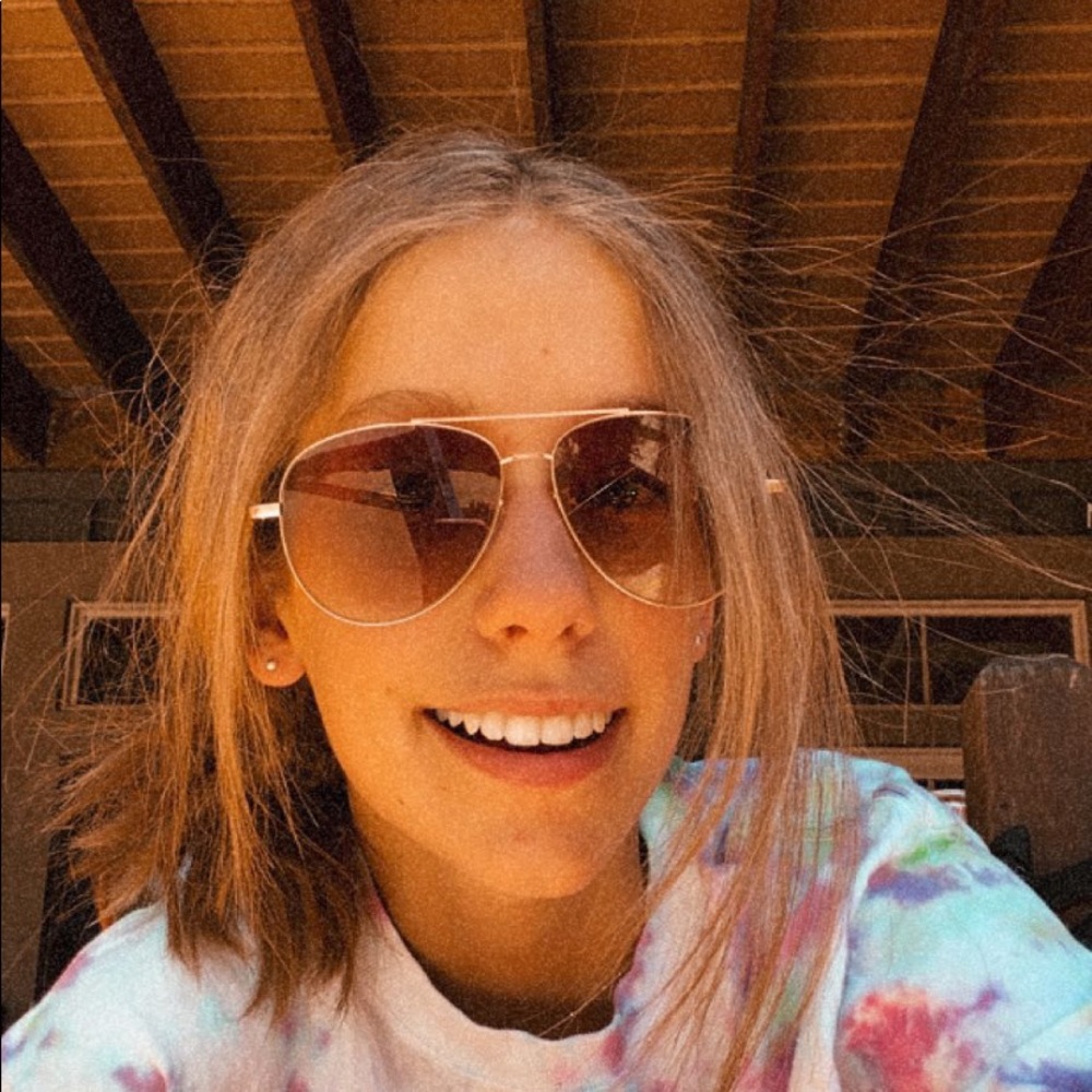 Meet your Posher, Camilla